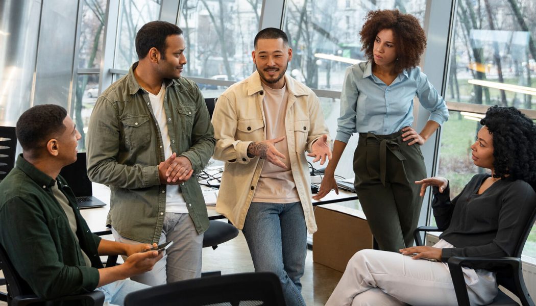 The Rise Of Hybrid Work: Best Practices For Managing Distributed Teams